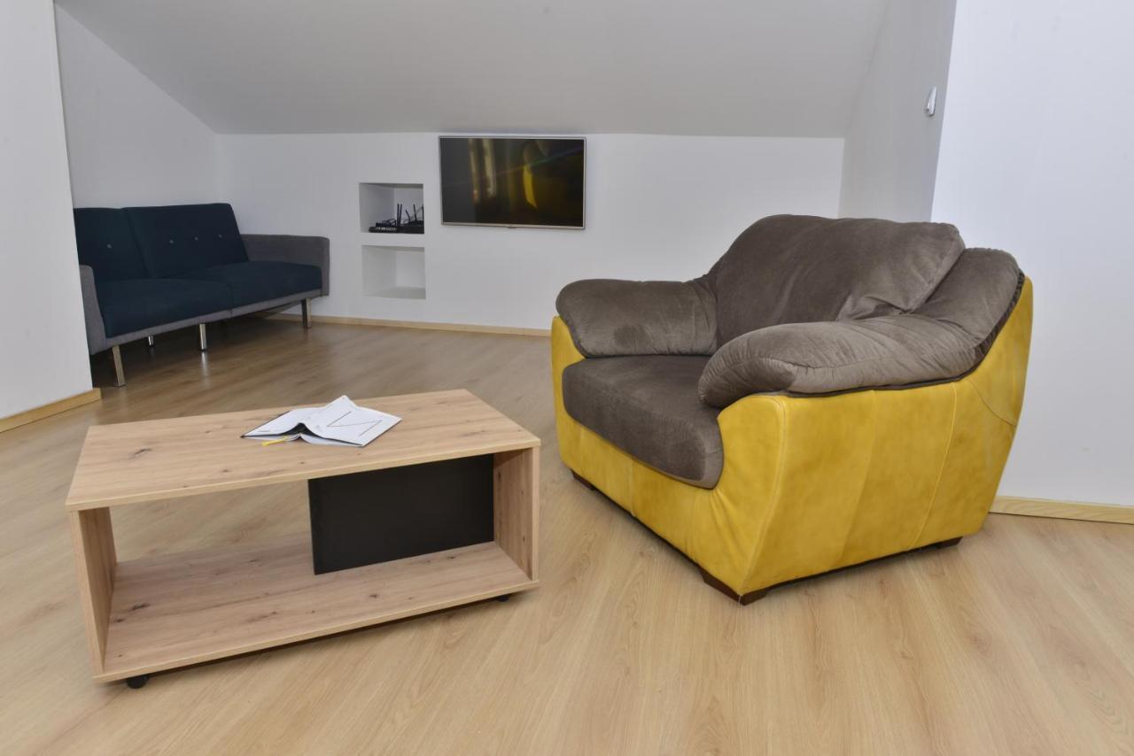 Milosavljevic Apartment Tivat