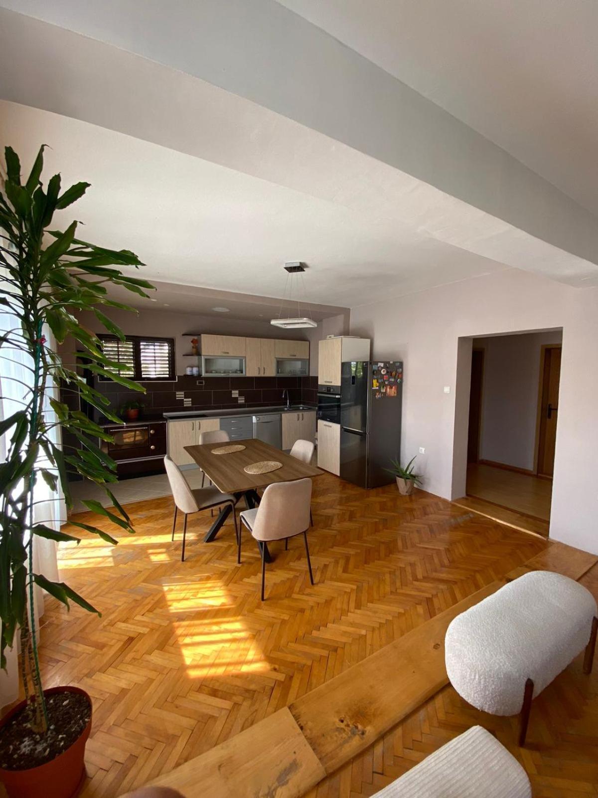 Apartment Milosavljevic Tivat