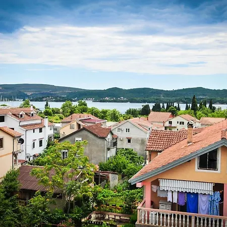Milosavljevic Apartments Tivat Exterior photo