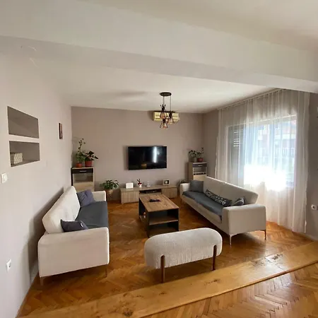 Milosavljevic Apartments Tivat Exterior photo