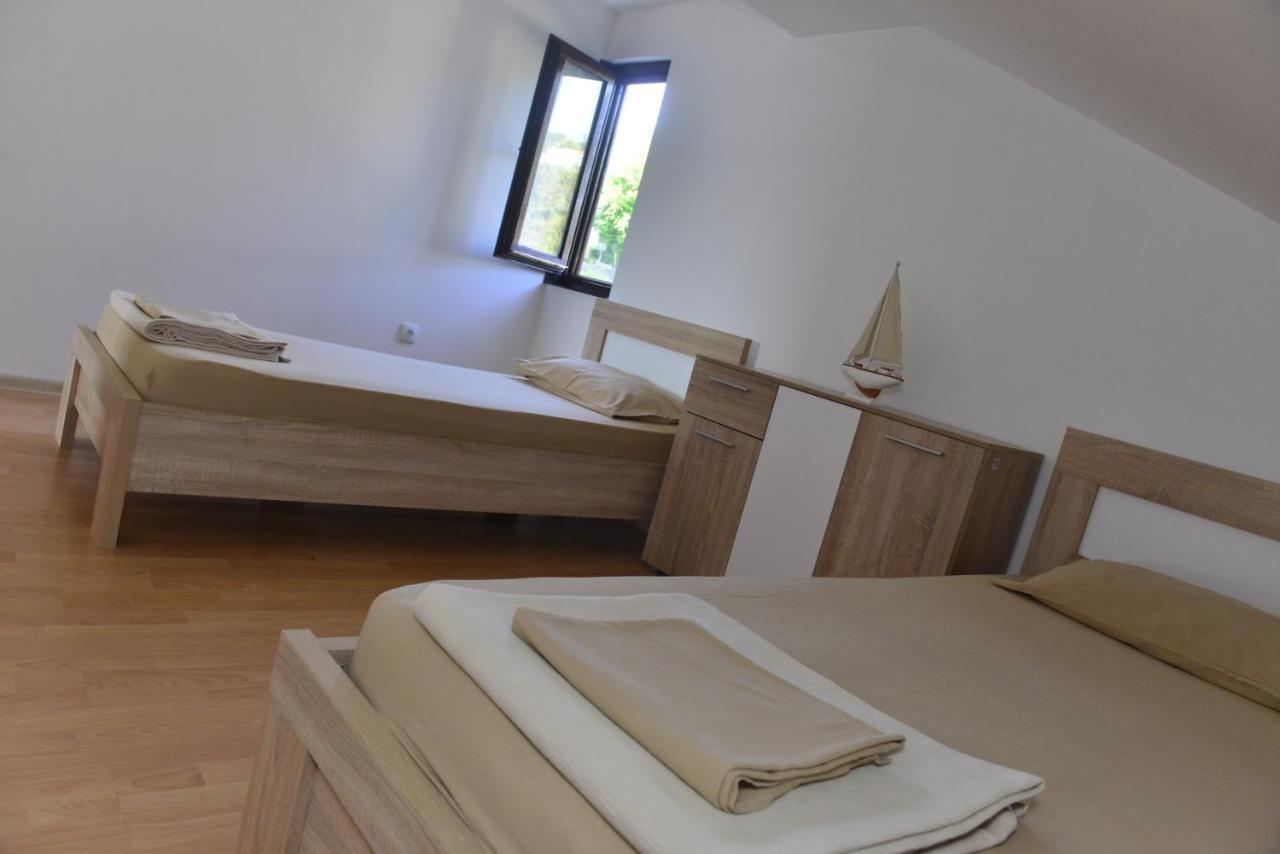 Apartment Milosavljevic *