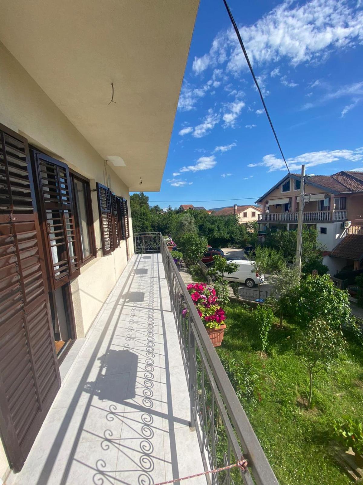 Milosavljevic Apartment Tivat