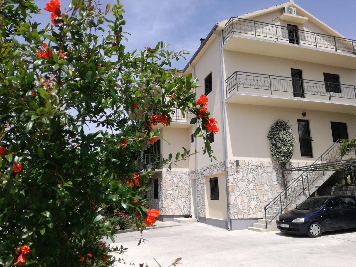 Milosavljevic Apartment Tivat